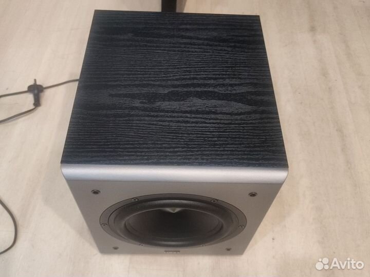 Активный сабвуфер edifier