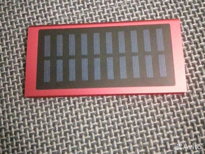 Повербанк с солнечной батарей около 10000 mah