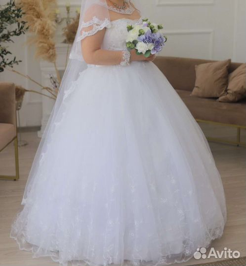 Свадебное платье