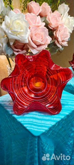 Ваза рубиновое стекло. З/д Неман. Винтаж