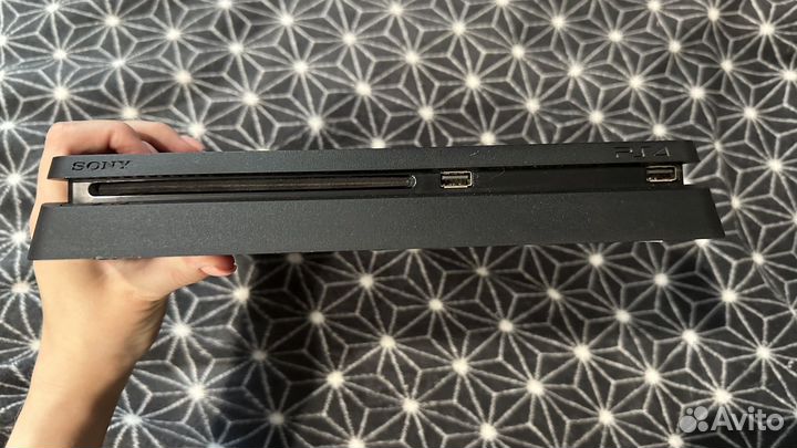 PS4 Slim 1tb