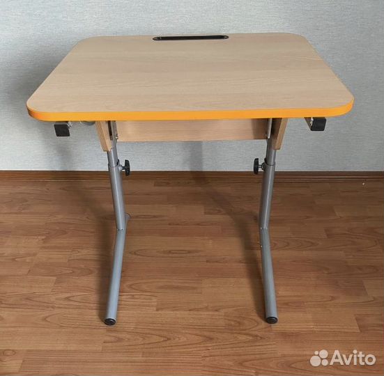 Стол Парта одноместная регулируемая