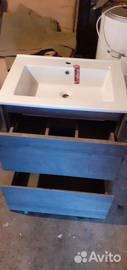 Раковина в ванную с тумбой подвесной