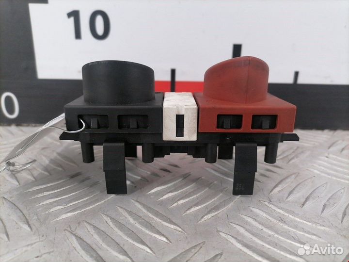 Кнопка (выключатель) Renault Megane рест. 2002