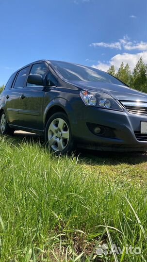 Opel Zafira 1.8 МТ, 2011, 270 000 км