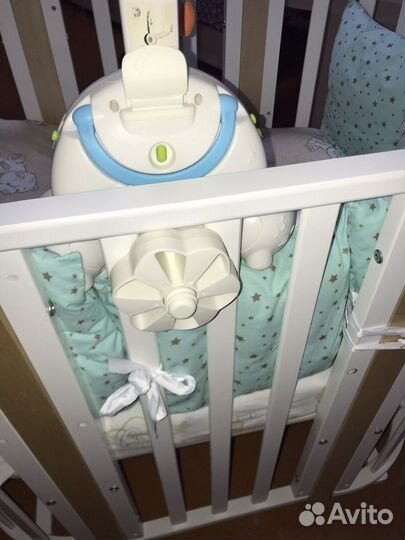 Детский мобиль в кроватку