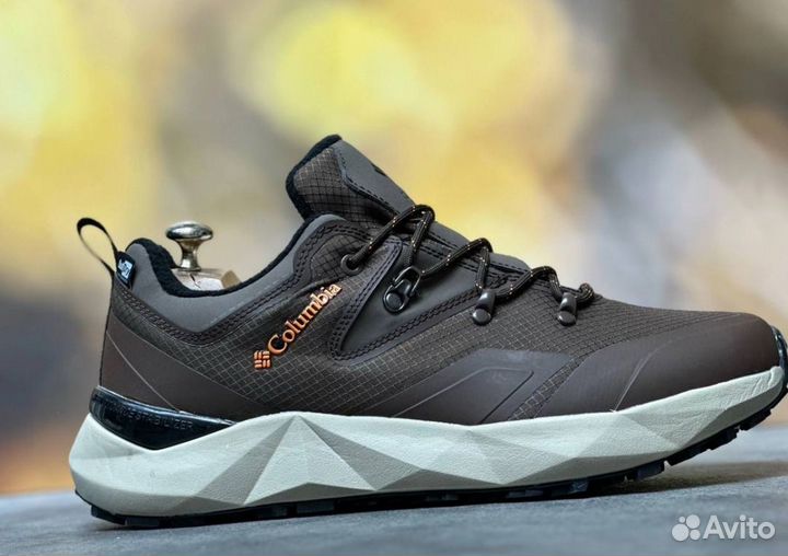 Кроссовки Columbia стильные