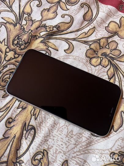 iPhone 11, 256 ГБ