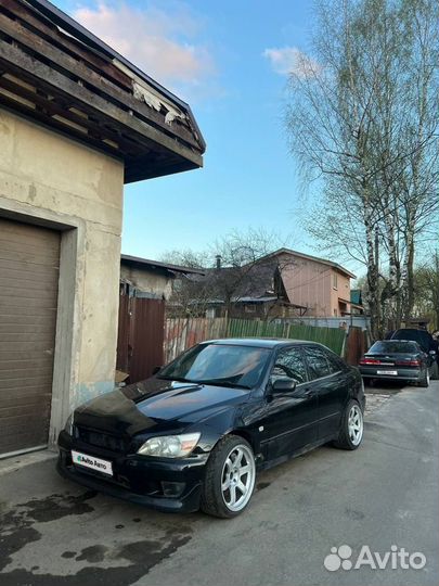 Toyota Altezza 2.0 AT, 2001, 150 000 км