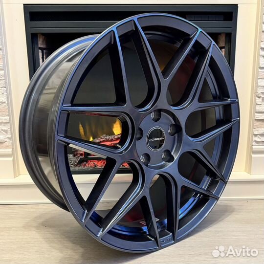 Новые диски Vossen HF-27 18*8j 5*114,3