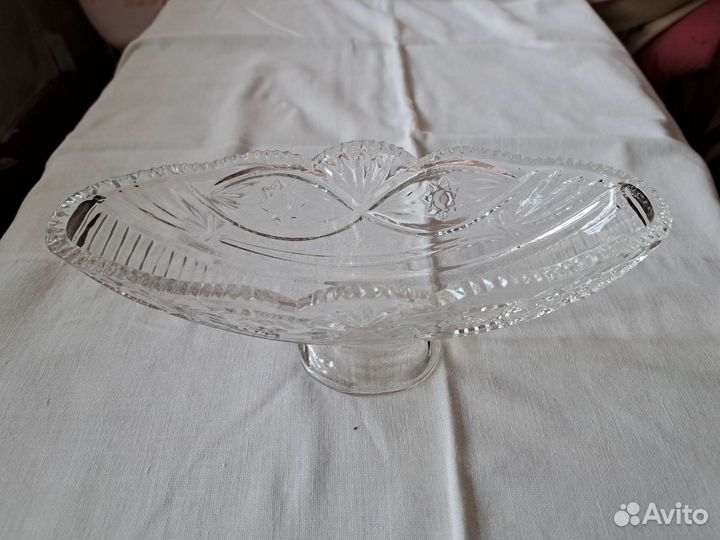 Много видов Салатник хрустальный, ваза хрустальная