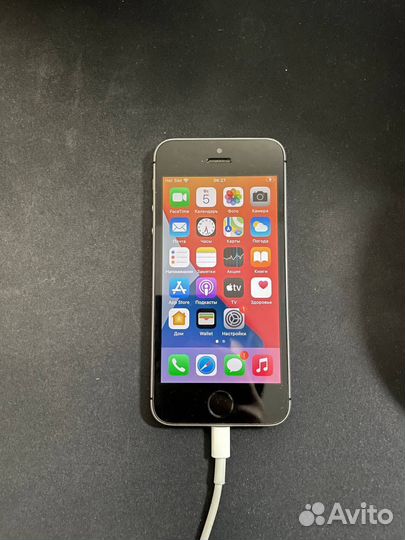 iPhone SE, 32 ГБ