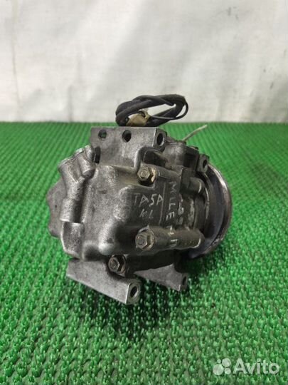 Компрессор кондиционера Mazda Autozam Az-3 EC5SA