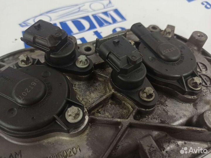 Крышка распредвала гбц левая Mercedes m272