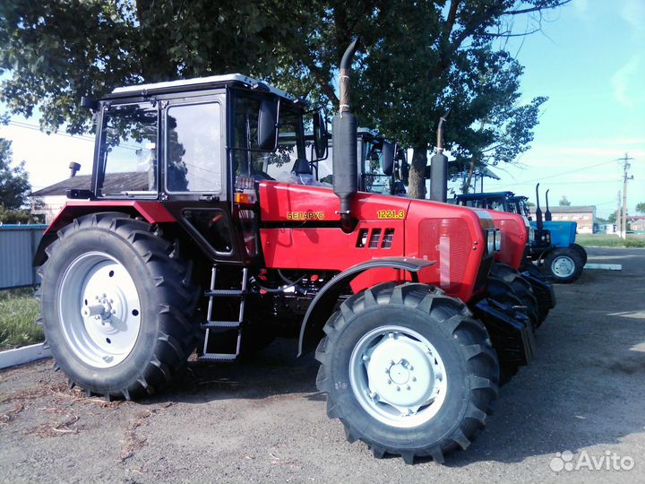 Трактор МТЗ (Беларус) 1221.2, 2023