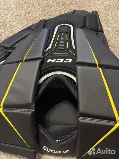 Вратарский нагрудник int