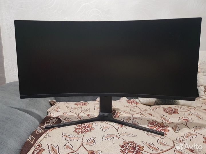 Монитор Xiaomi Mi Curved Gaming Monitor 34