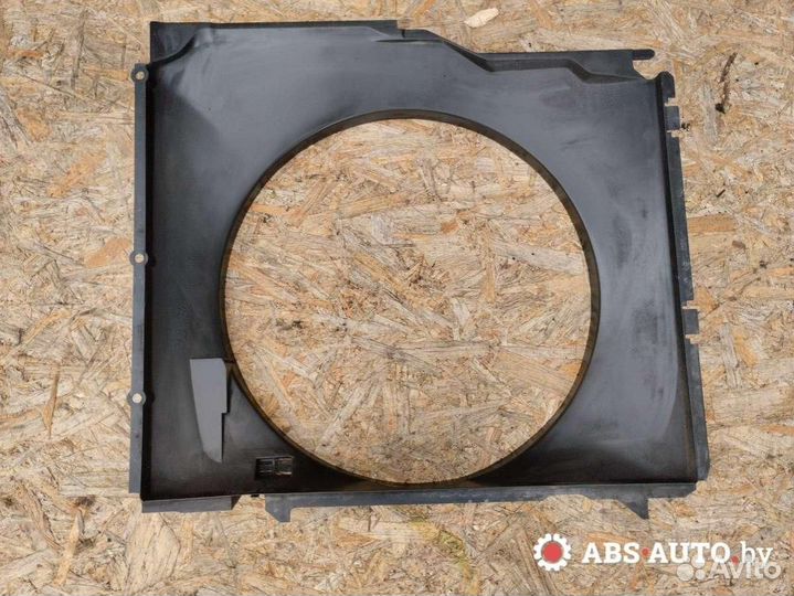 Диффузор вентилятора BMW X5 E53 рест. 2005