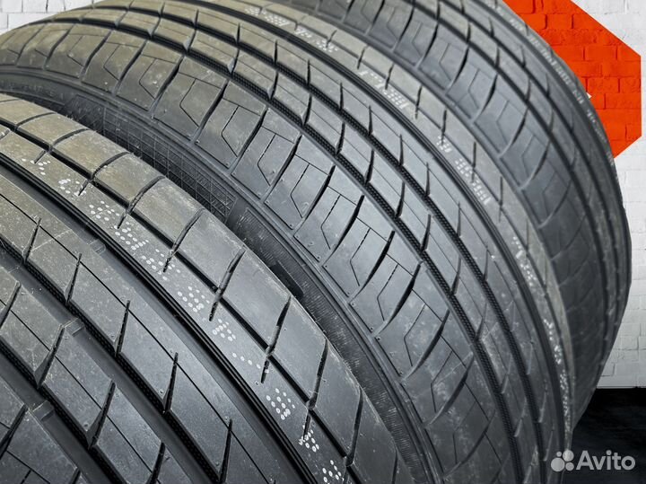 Kapsen RS26 275/40 R20 и 315/35 R20 93U