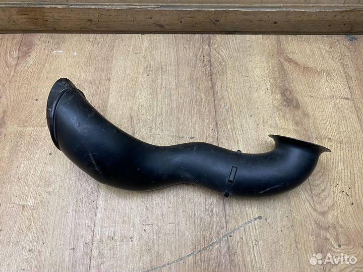 Патрубок воздушного фильтра Porsche Cayenne 2010-2