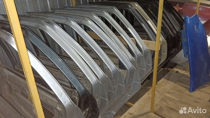 Задняя правая дверь Лада Приора седан хэтчбек