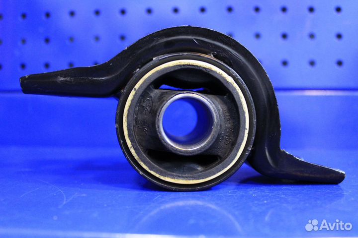 Сайлентблок переднего рычага Ford