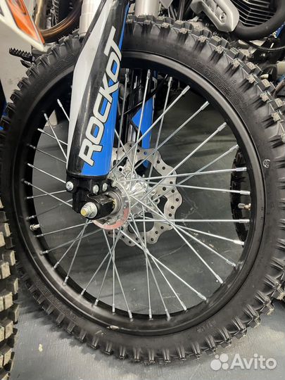 Мотоцикл эндуро rockot R5H Cyclone 250cc, HS172FMM