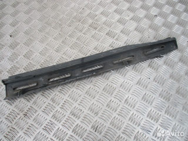 Дефлектор обдува лобового стекла MAN 81619500274