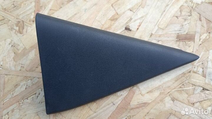 Накладка двери задней правая Mazda Cx-7 ER3P