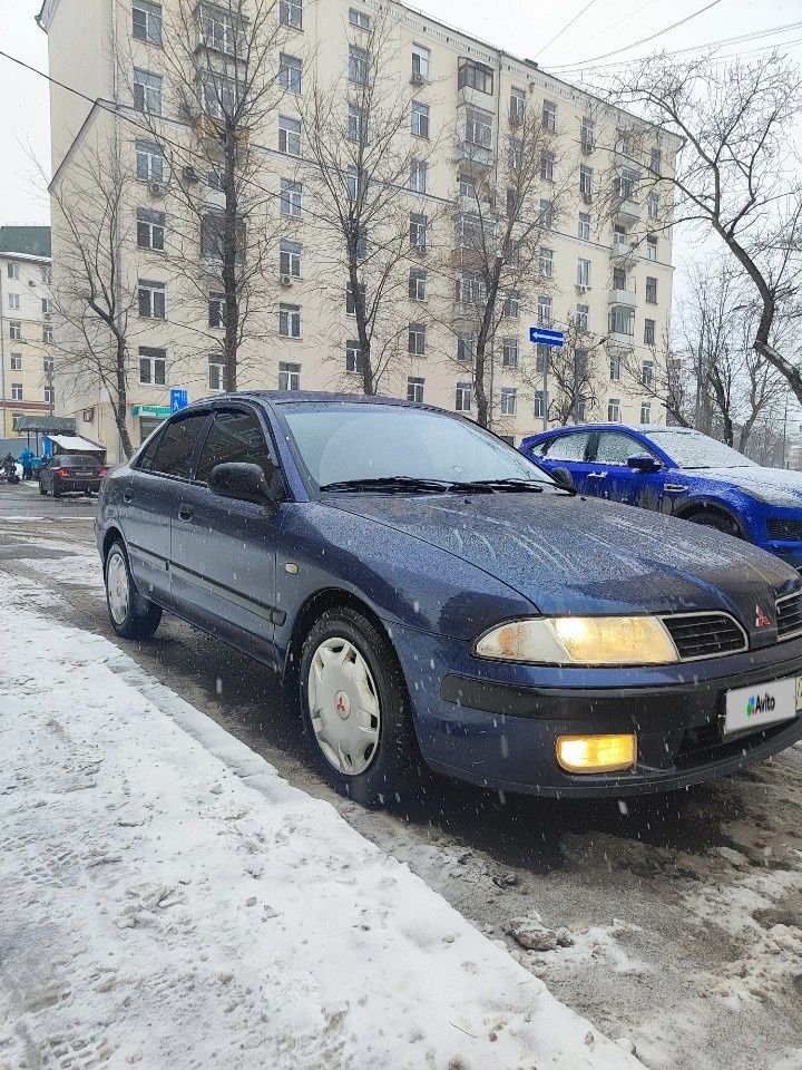 Mitsubishi Carisma: фото владельца