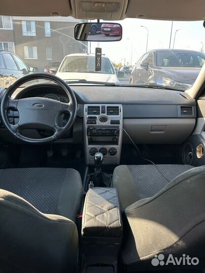 LADA Priora 1.6 МТ, 2011, 196 000 км