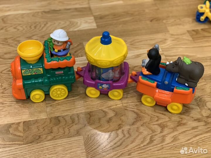 Музыкальный поезд Fischer-Price
