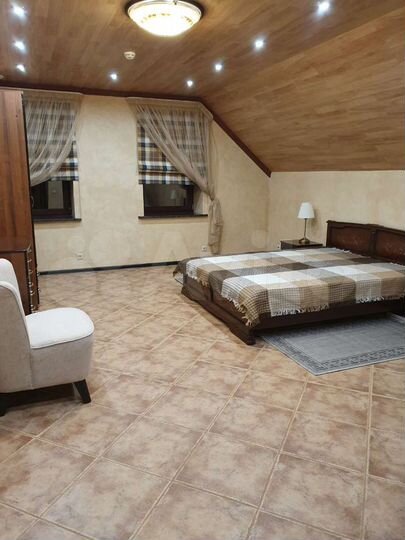 Дом 352 м² на участке 35 сот.