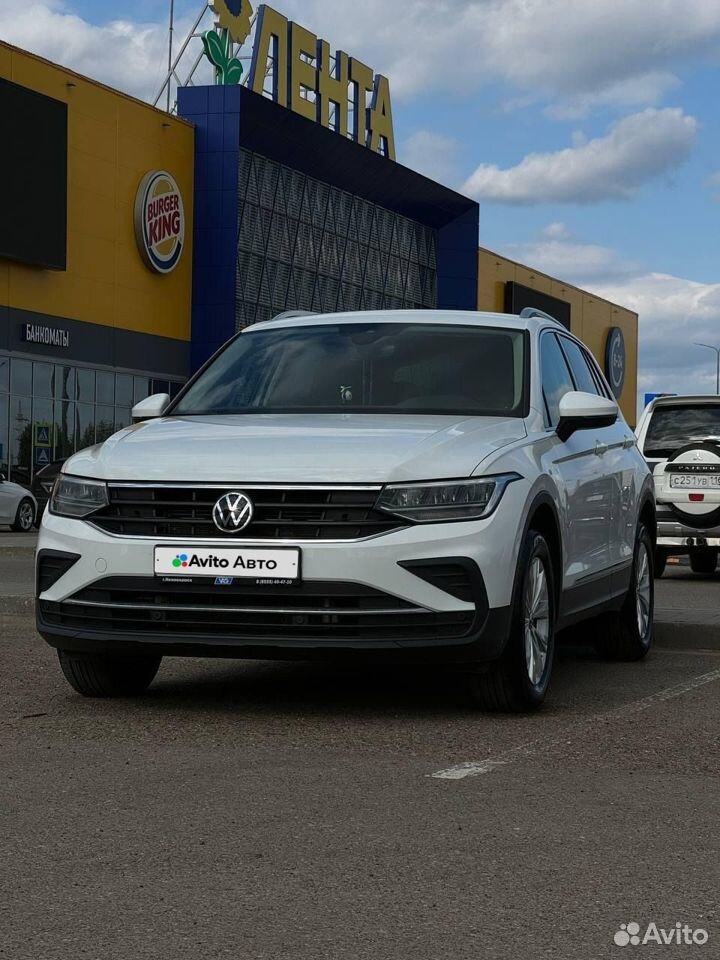 Volkswagen Tiguan 2.0 AMT, 2021, 61 000 км