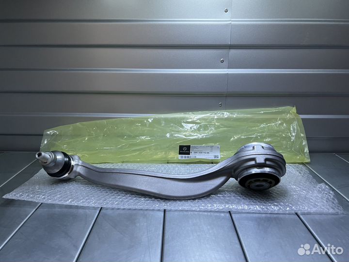 Рычаг передний левый нижний Mercedes w205 W213