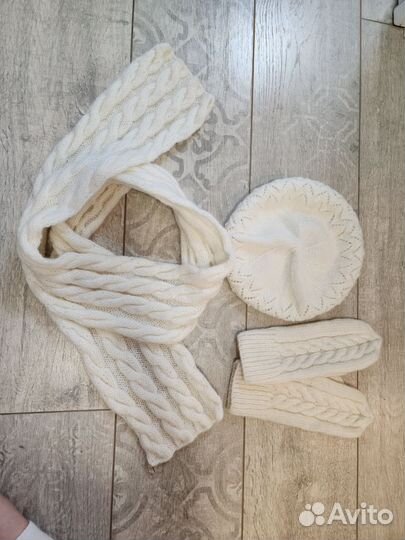 Шапка + шарф + варежки связанные ручная работа