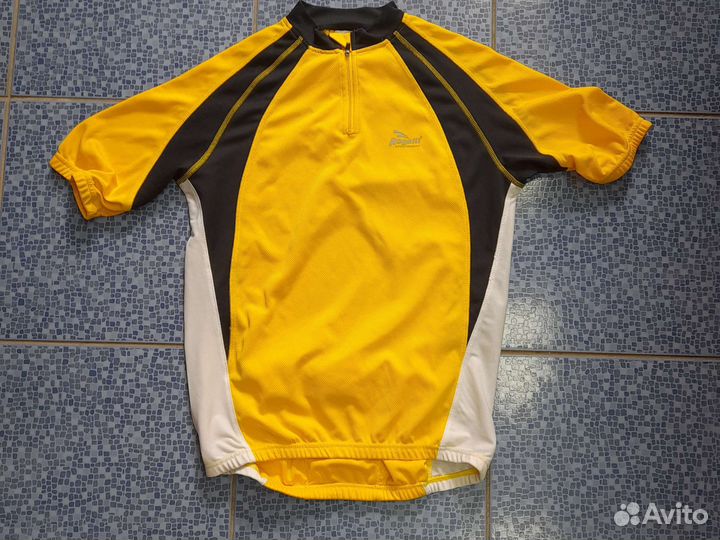 Велосипедная футболка, Италия