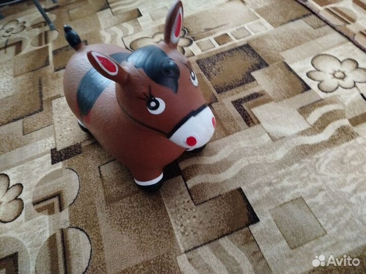 Прыгун лошадь