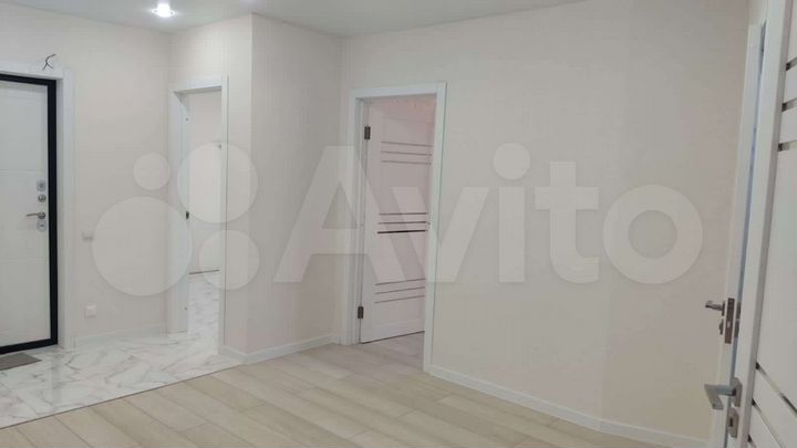 2-к. квартира, 83,6 м², 3/17 эт.