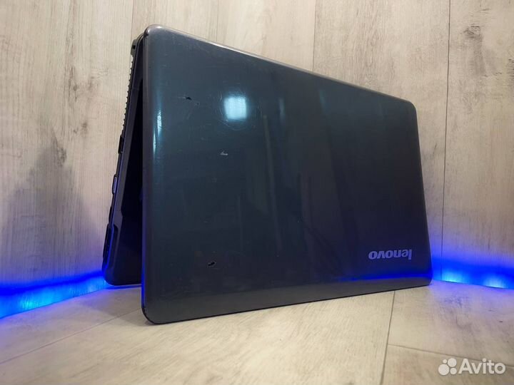 Ноутбук lenovo