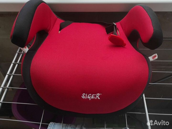 Детский бустер автомобильный