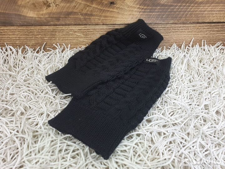 Варежки UGG