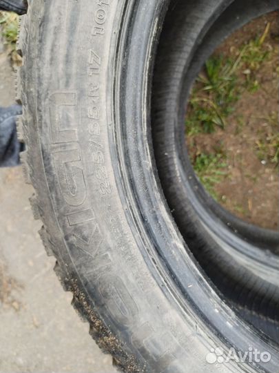 Nokian Tyres Hakkapeliitta 4 255/55 R17
