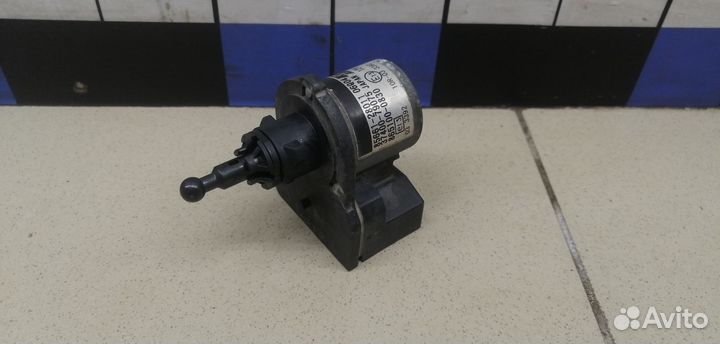 Моторчик корректора фары Land Cruiser (150) -Prado