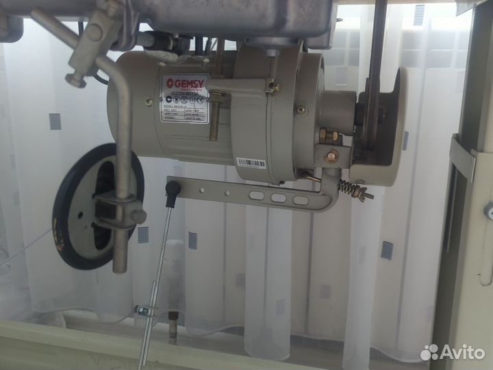 Швейная машина gemsy