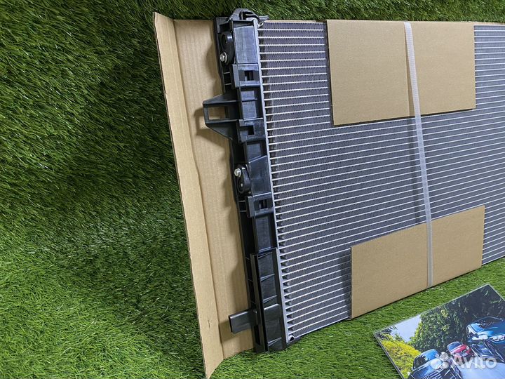 Радиатор кондиционера Mercedes GLA W156 W176 W117