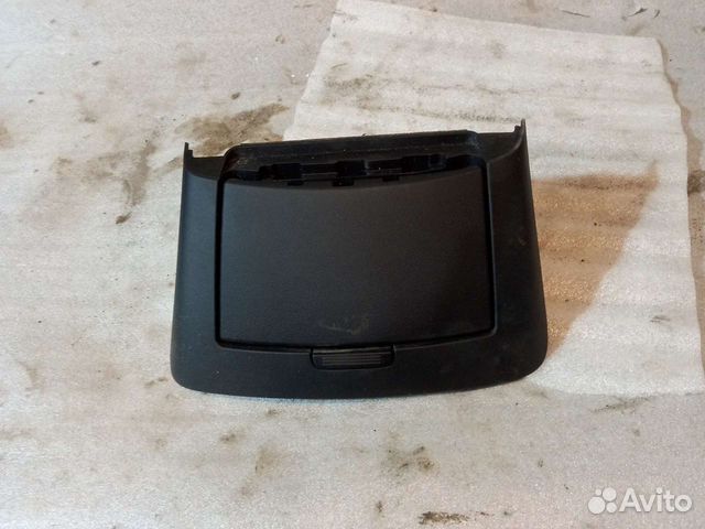 Ящик передней консоли Kia Ceed 1