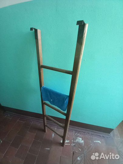 Лестница от кровати