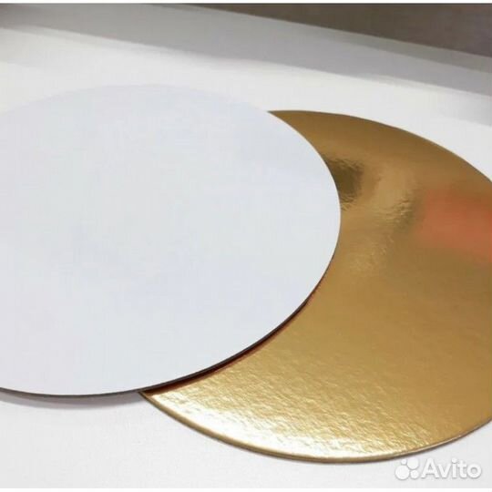 Подложка для торта круглая (зол\бел)d 24 см, 3,2мм