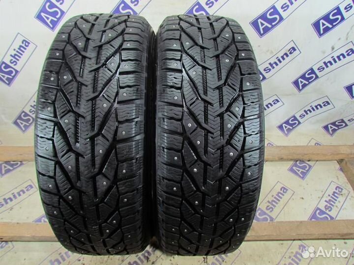 Kormoran SUV Stud 215/65 R16 99G